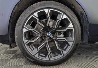 Новый BMW X3 2025 (7 фото)