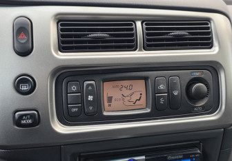 Подержанный автомобиль Mitsubishi Pajero Sport 2005 года (14 фото)