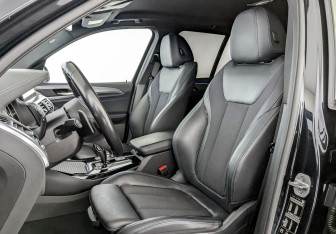 Подержанный автомобиль BMW X3 2021 года (20 фото)