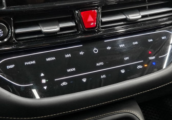 Подержанный автомобиль Москвич 3 2023 года (20 фото)