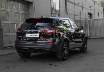 Подержанный автомобиль Nissan Qashqai 2020 года (4 фото)