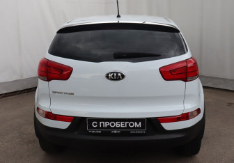 Подержанный автомобиль Kia Sportage 2015 года (5 фото)