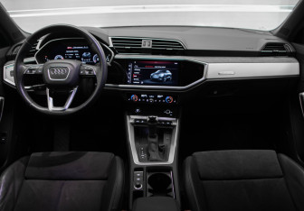 Подержанный автомобиль Audi Q3 Sportback 2020 года (8 фото)