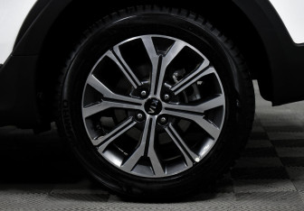 Подержанный автомобиль Kia Rio Hatchback 2021 года (7 фото)