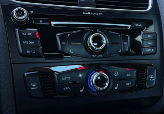 Подержанный автомобиль Audi A5 Coupe 2016 года (16 фото)