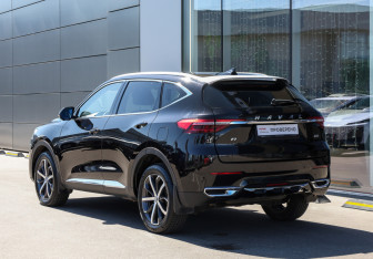 Подержанный автомобиль Haval F7 2019 года (7 фото)
