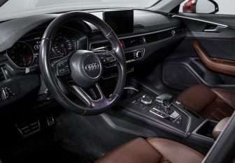 Подержанный автомобиль Audi A4 Sedan 2016 года (14 фото)