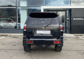 Подержанный автомобиль Mitsubishi Pajero Sport 2007 года (6 фото)