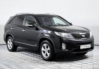 Подержанный автомобиль Kia Sorento 2014 года (3 фото)