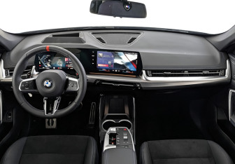 Новый BMW X1 2025 (10 фото)