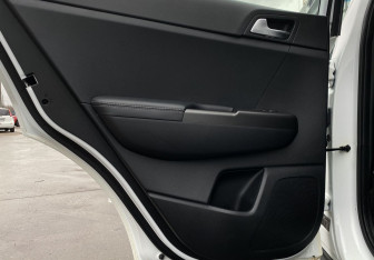 Подержанный автомобиль Kia Sportage 2019 года (16 фото)