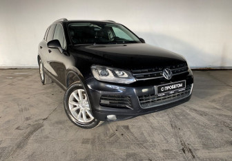 Подержанный автомобиль Volkswagen Touareg 2013 года (3 фото)
