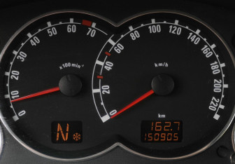 Подержанный автомобиль Opel Meriva 2008 года (16 фото)