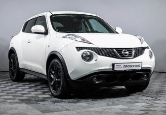 Подержанный автомобиль Nissan Juke 2011 года (3 фото)