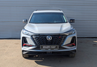 Подержанный автомобиль Changan CS75PLUS 2023 года (2 фото)