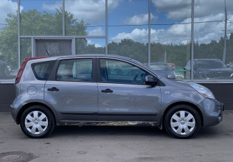 Подержанный автомобиль Nissan Note 2012 года (4 фото)