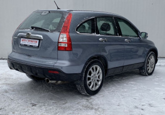 Подержанный автомобиль Honda CR-V 2008 года (5 фото)