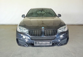 Подержанный автомобиль BMW X6 2019 года (2 фото)