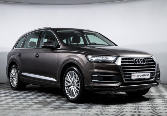 Подержанный автомобиль Audi Q7 2016 года (3 фото)