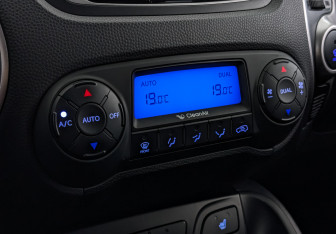 Подержанный автомобиль Hyundai ix35 2013 года (20 фото)