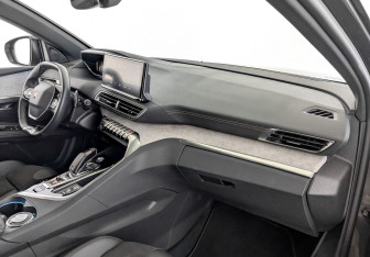 Подержанный автомобиль Peugeot 5008 Suv 2021 года (11 фото)