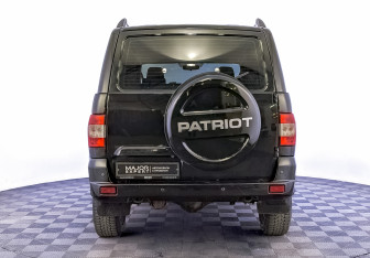 Подержанный автомобиль УАЗ Patriot 2024 года (6 фото)