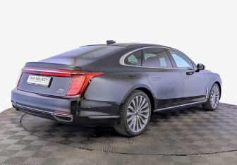 Подержанный автомобиль Hongqi H9 2023 года (5 фото)