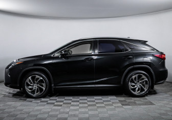 Подержанный автомобиль Lexus RX 2016 года (8 фото)