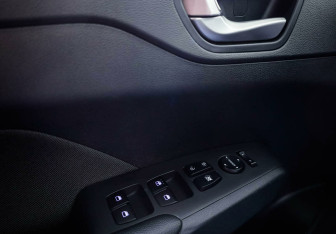 Подержанный автомобиль Hyundai Solaris Sedan 2018 года (12 фото)