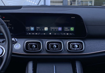 Подержанный автомобиль Jaecoo J8 2024 года (13 фото)