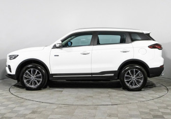 Подержанный автомобиль Geely Atlas Pro 2023 года (3 фото)