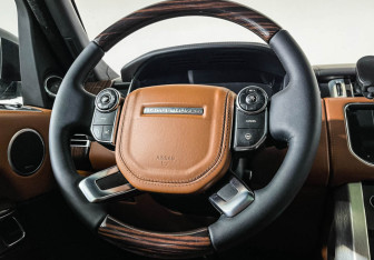 Подержанный автомобиль Land Rover Range Rover 2013 года (15 фото)