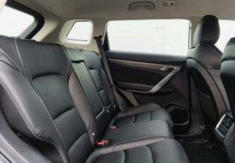 Подержанный автомобиль Geely Atlas Pro 2023 года (25 фото)