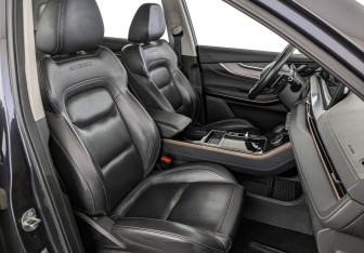 Подержанный автомобиль Exeed LX 2022 года (22 фото)