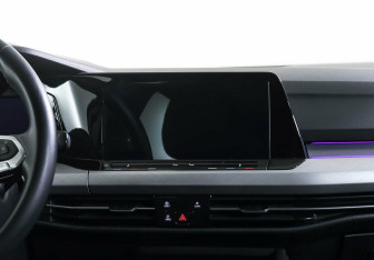 Подержанный автомобиль Volkswagen Golf Hatchback 2020 года (11 фото)