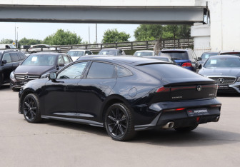 Подержанный автомобиль Changan UNI-V 2024 года (7 фото)
