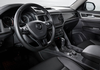 Подержанный автомобиль Volkswagen Teramont 2018 года (14 фото)