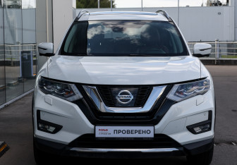 Подержанный автомобиль Nissan X-Trail 2021 года (2 фото)