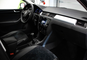 Подержанный автомобиль Skoda Rapid Liftback 2018 года (16 фото)