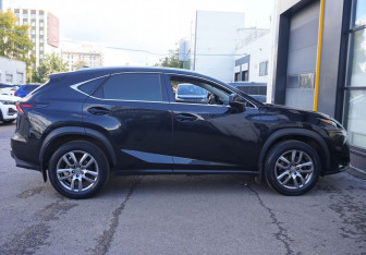 Подержанный автомобиль Lexus NX 2016 года (4 фото)