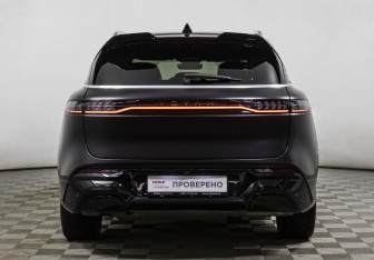 Подержанный автомобиль Voyah Free 2023 года (6 фото)