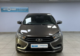 Подержанный автомобиль LADA (ВАЗ) Vesta Sedan 2018 года (2 фото)