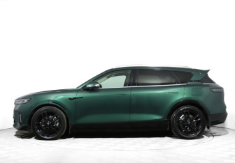 Подержанный автомобиль Voyah Free 2023 года (8 фото)