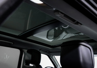 Подержанный автомобиль Land Rover Range Rover Sport 2020 года (17 фото)