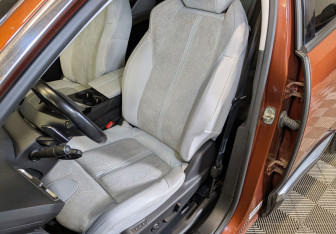 Подержанный автомобиль Peugeot 3008 2019 года (20 фото)