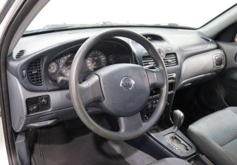 Подержанный автомобиль Nissan Almera Classic 2007 года (9 фото)
