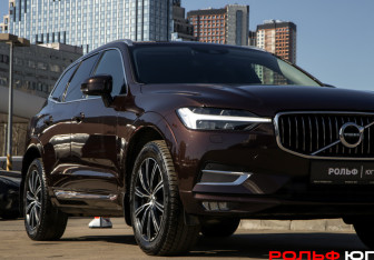 Подержанный автомобиль Volvo XC60 2021 года (20 фото)