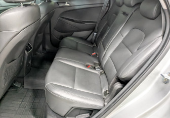 Подержанный автомобиль Hyundai Tucson 2018 года (12 фото)