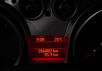 Подержанный автомобиль Ford Focus Hatchback 2010 года (13 фото)