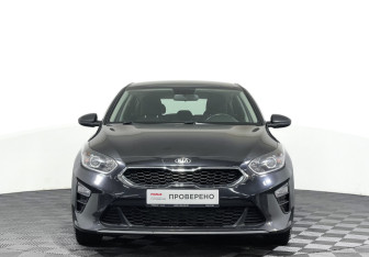 Подержанный автомобиль Kia Ceed Hatchback 2019 года (2 фото)
